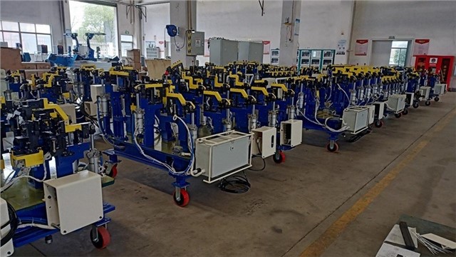 汽车部件点焊工作站